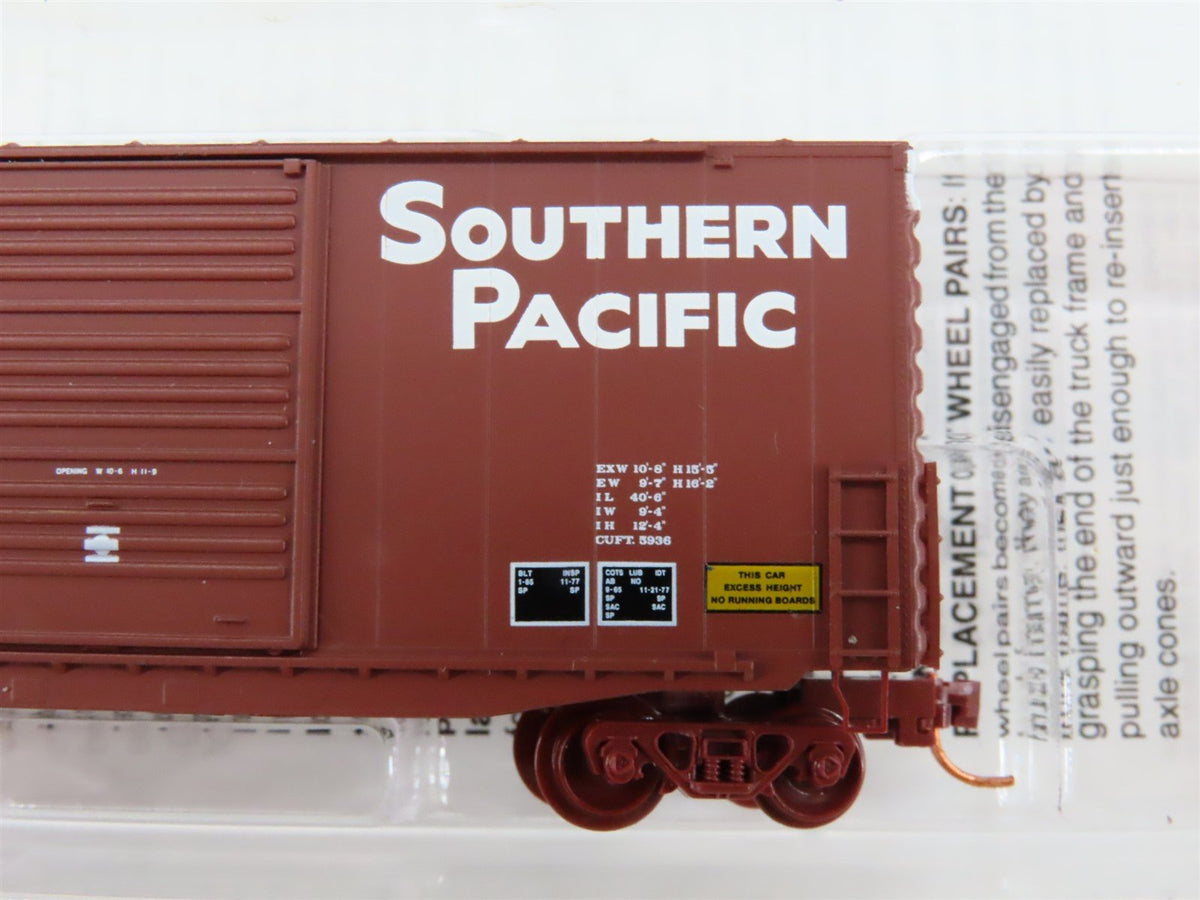 N Scale Micro-Trains MTL 10100060 SP &quot;Hydra-Cushion&quot; 40&#39; Hy-Cube Box Car #659036