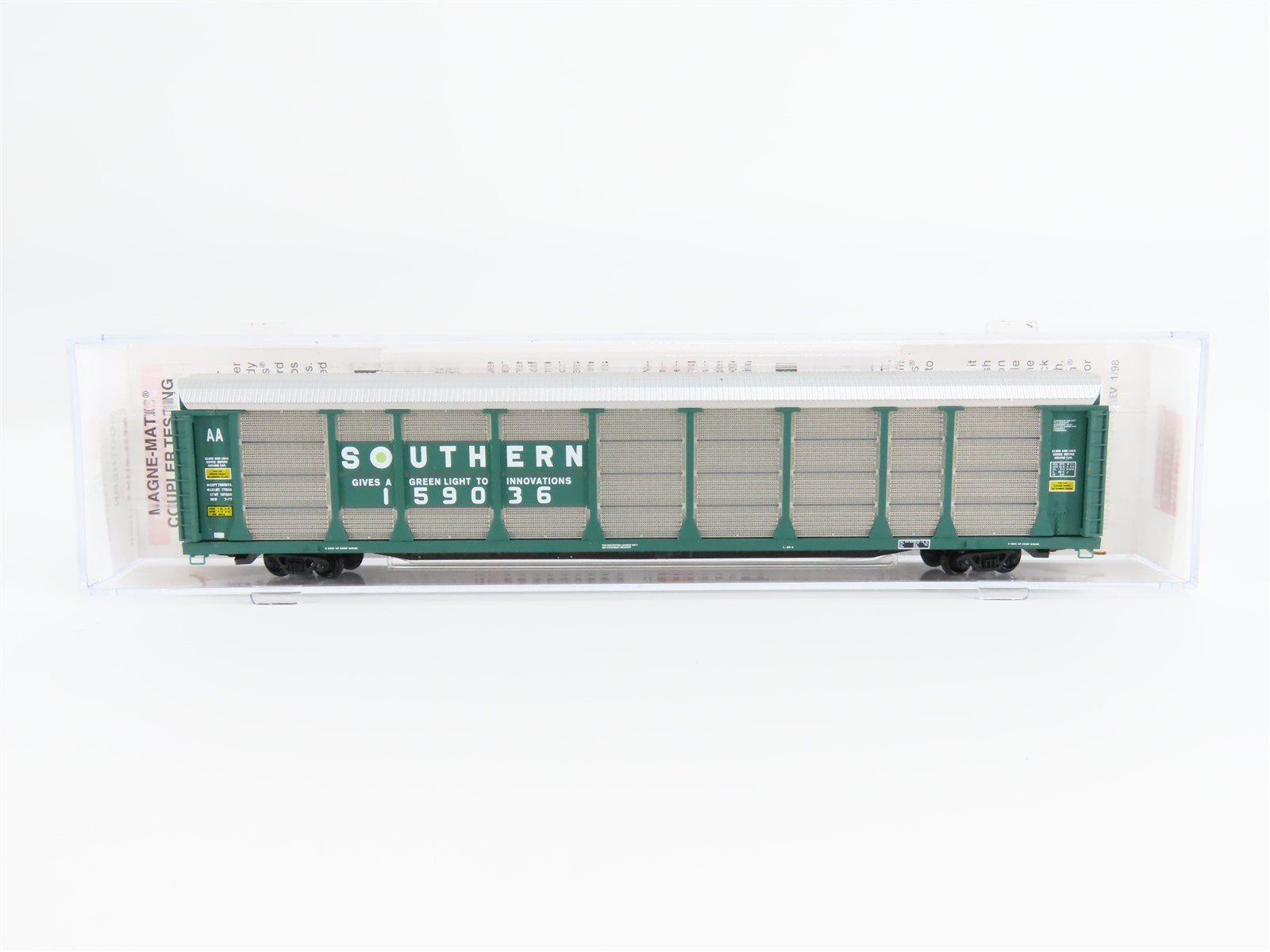 N Scale Micro-Trains MTL 11100090 SOU Southern 89' Closed Auto Rack #159036