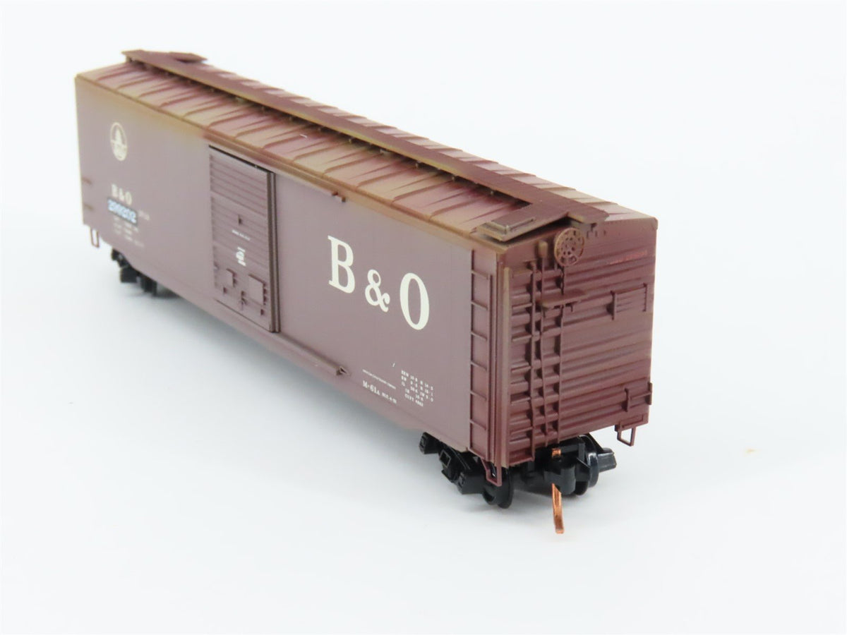 N Scale Micro-Trains MTL 03144390 B&amp;O Baltimore &amp; Ohio Boxcar #299202 Weathered