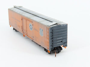 N Scale Micro-Trains MTL 06951190 PFE/UP Steel Reefer Car #300214 Weathered