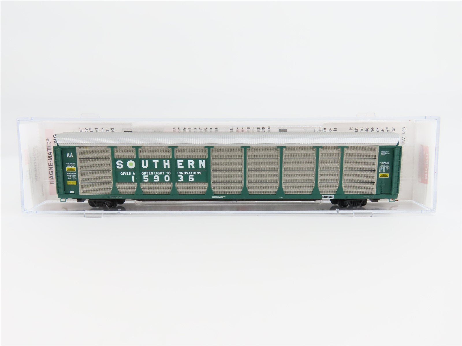 N Scale Micro-Trains MTL 11100090 SOU Southern 89' Closed Auto Rack #159036