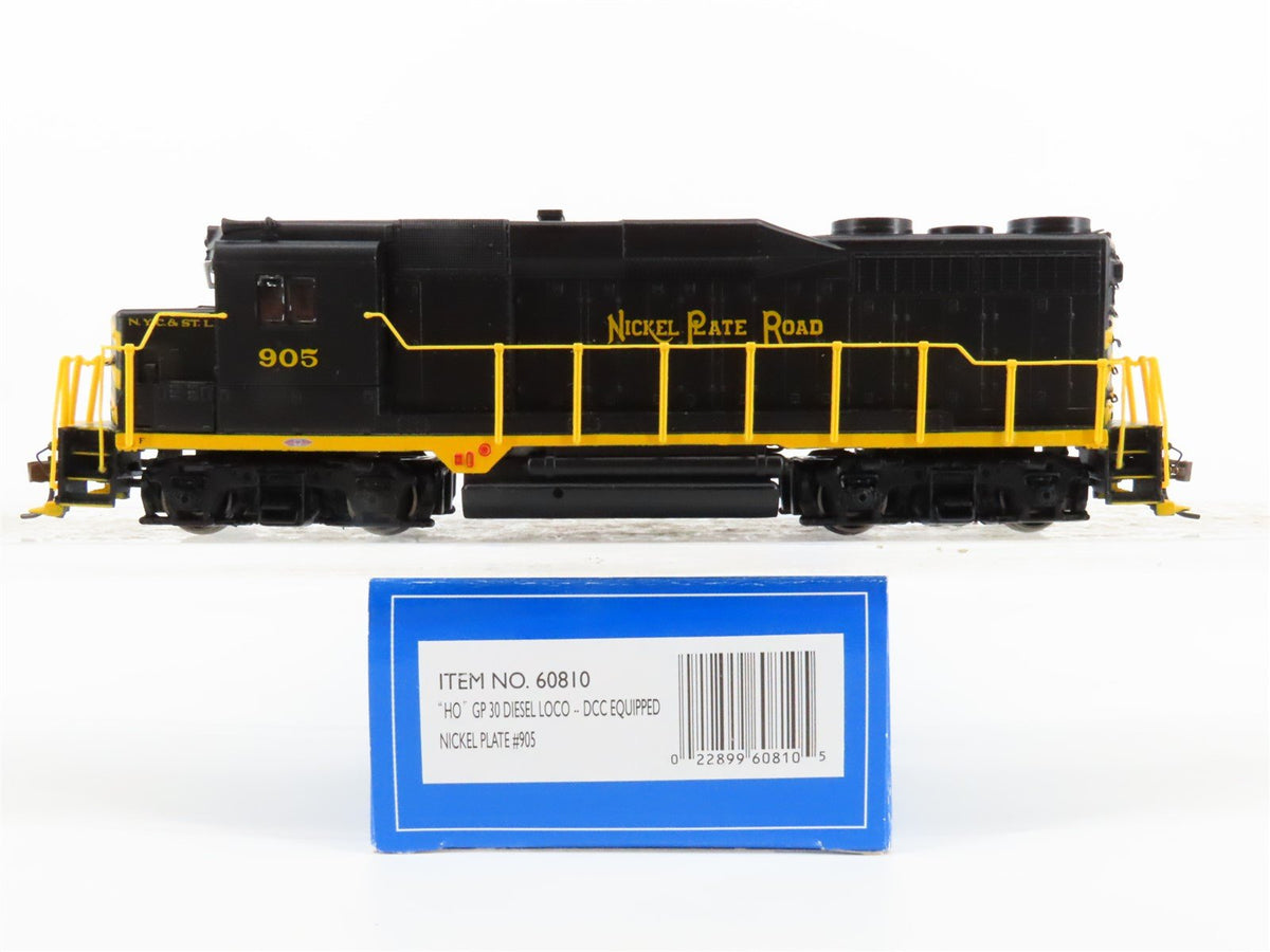 HO Scale Bachmann 60810 NKP Nickel Plate Road EMD GP30 Diesel #905 w/ DCC