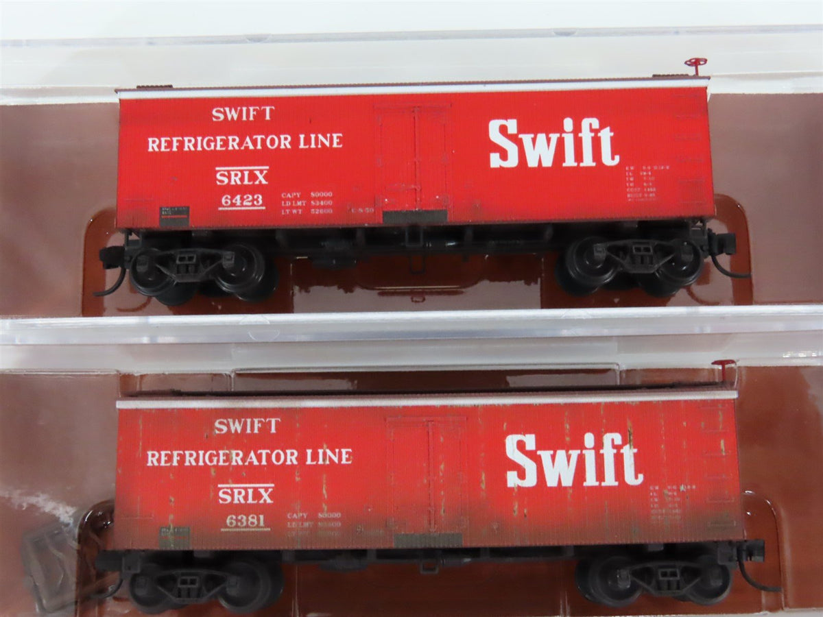 N Scale Micro-Trains MTL 99301925 SRLX Swift Wood Reefer 16-Pack - Weathered