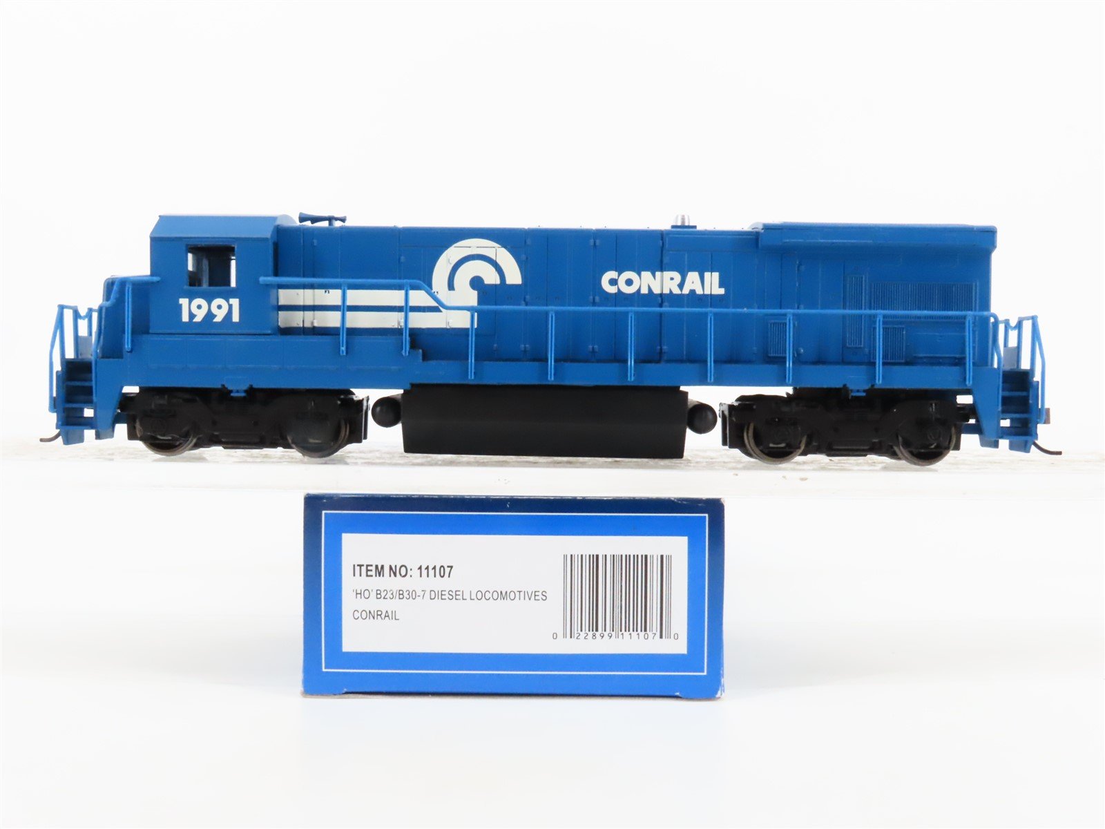 HO Scale Bachmann 11107 CR Conrail GE B23/30-7 Diesel Locomotive #1991