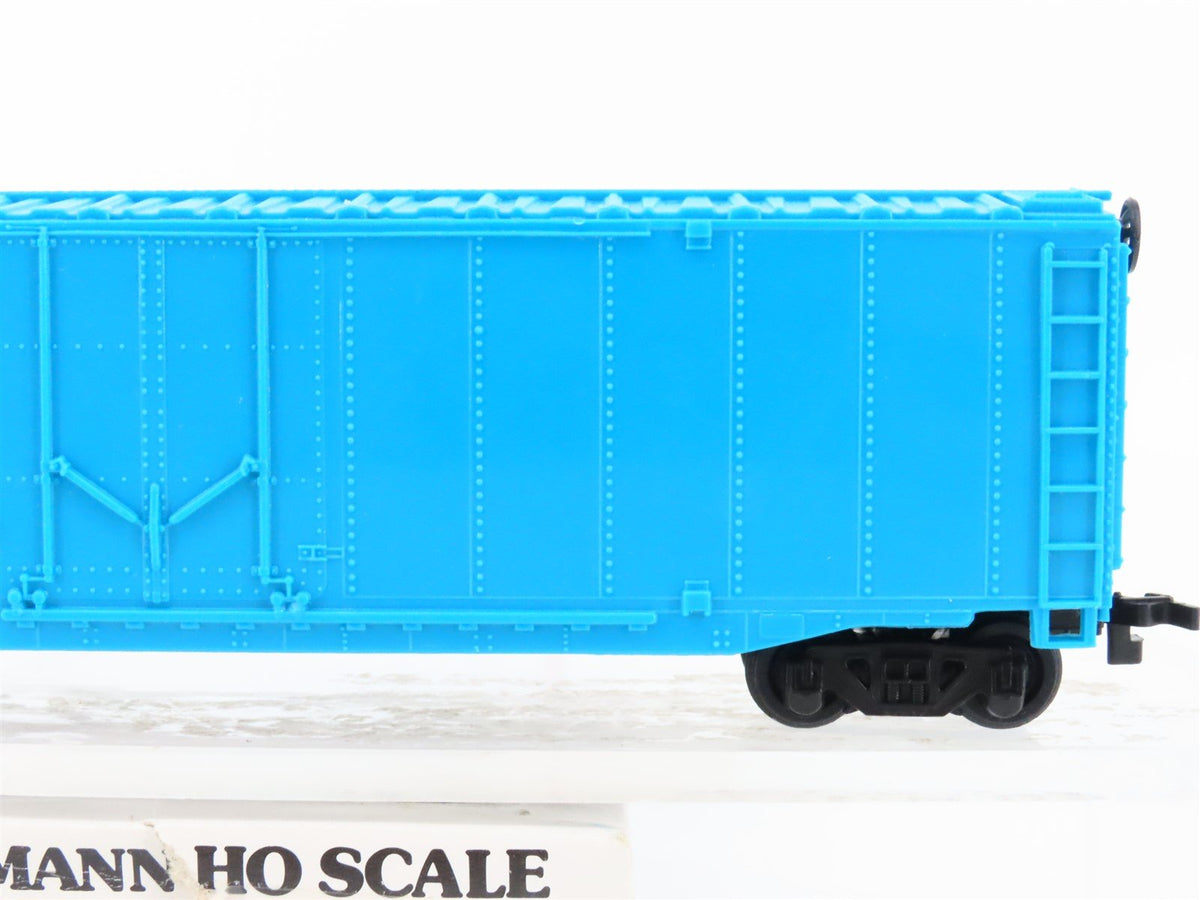 HO Scale Bachmann 18028 EL Erie Lackawanna 50&#39; Plug Door Box Car #68279