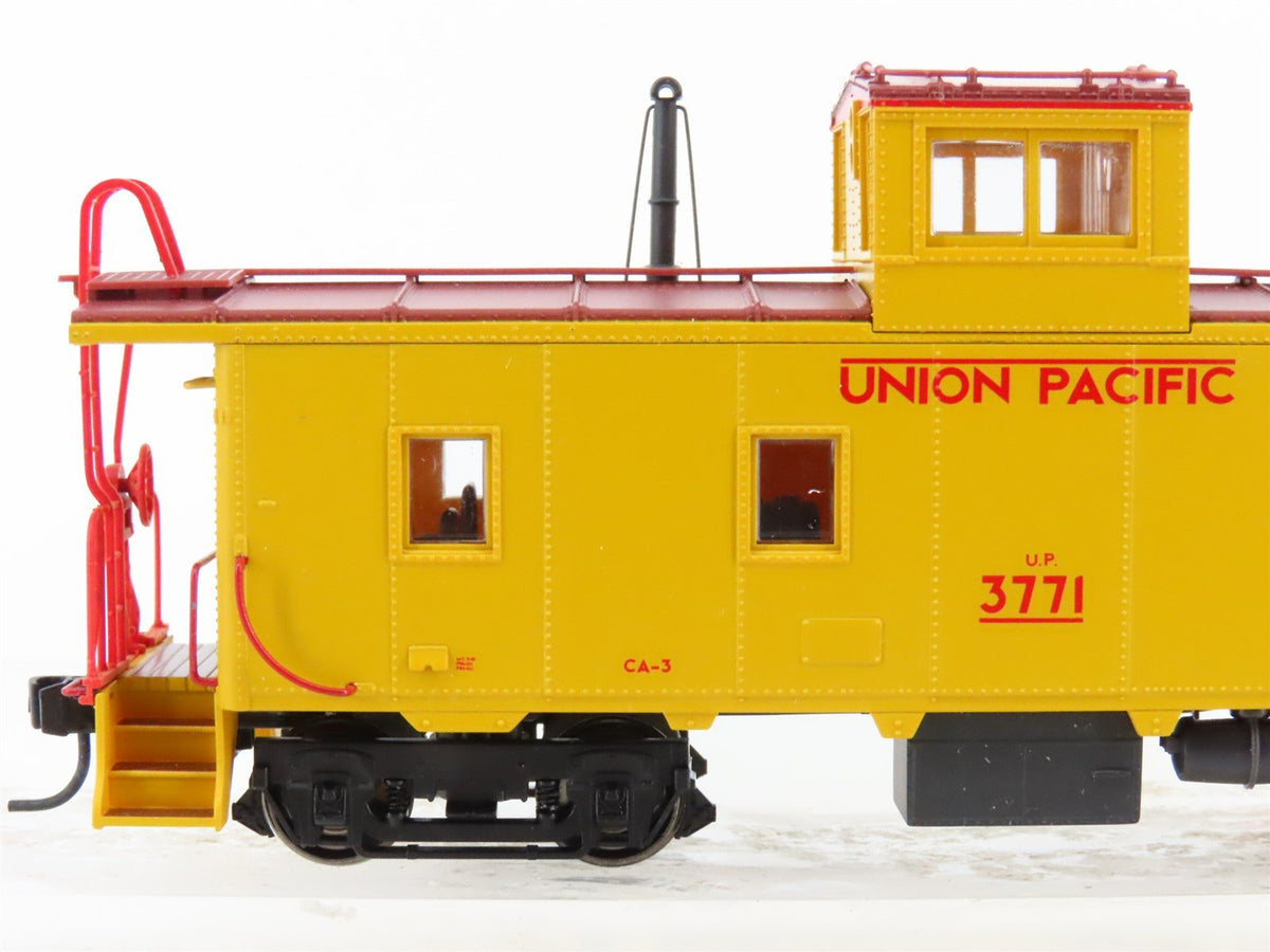 HO Scale Marklin 45702 UP Union Pacific Railroad Cupola Caboose #3771