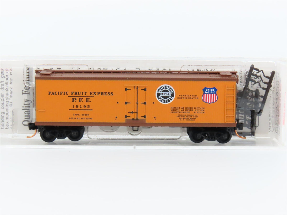 N Scale Micro-Trains MTL 47060 SP UP PFE Pacific Fruit Express 40&#39; Reefer #19195