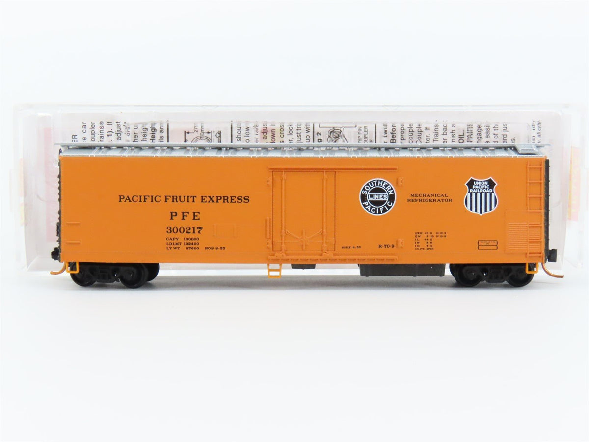 N Scale Micro-Trains MTL 06900190 SP UP PFE 51&#39; Mechanical Reefer #300217