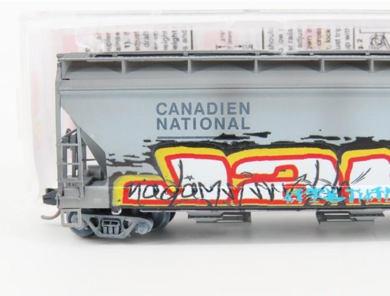 N Scale Micro-Trains MTL #09444230 CN Canadian National 3-Bay Hopper #388531