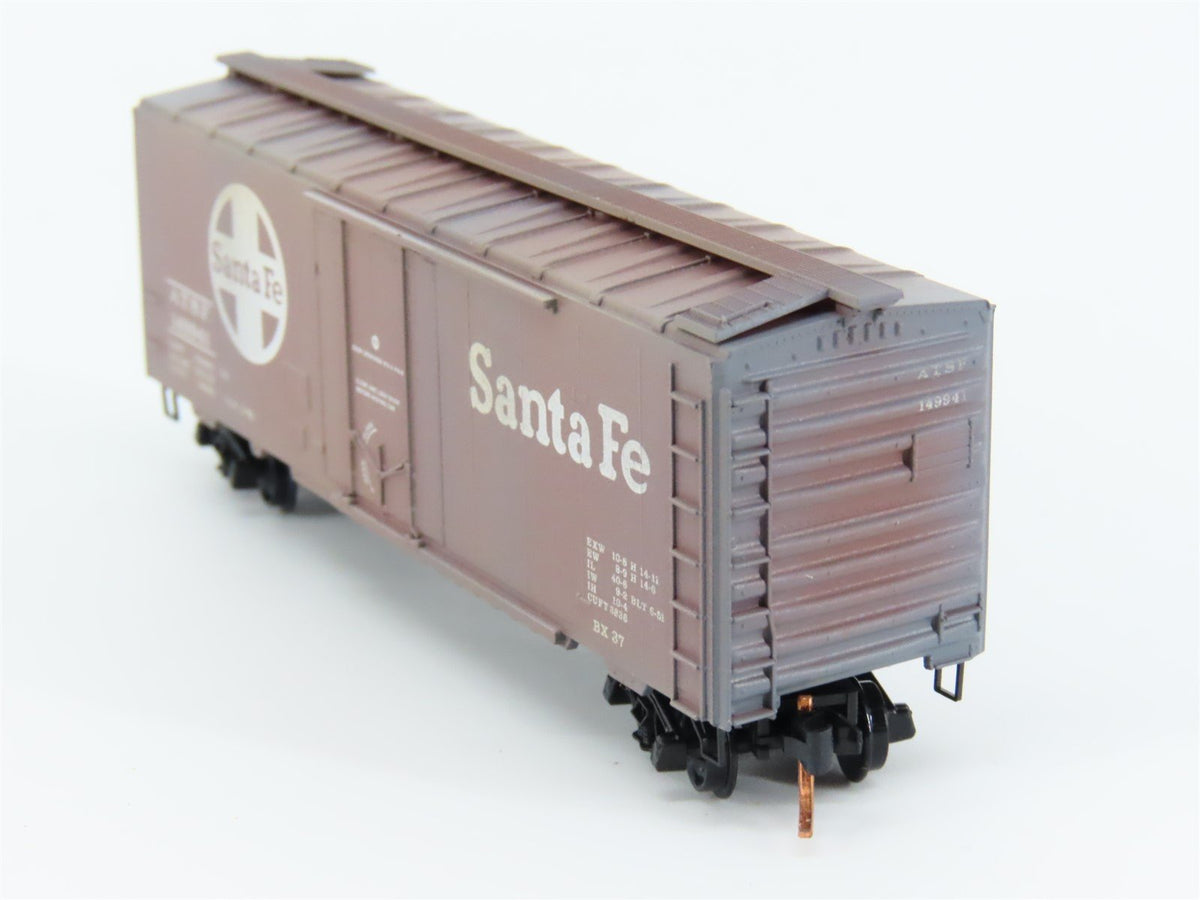 N Micro-Trains MTL 02144110 ATSF Santa Fe Box Car #149941 - Weathered &amp; Graffiti