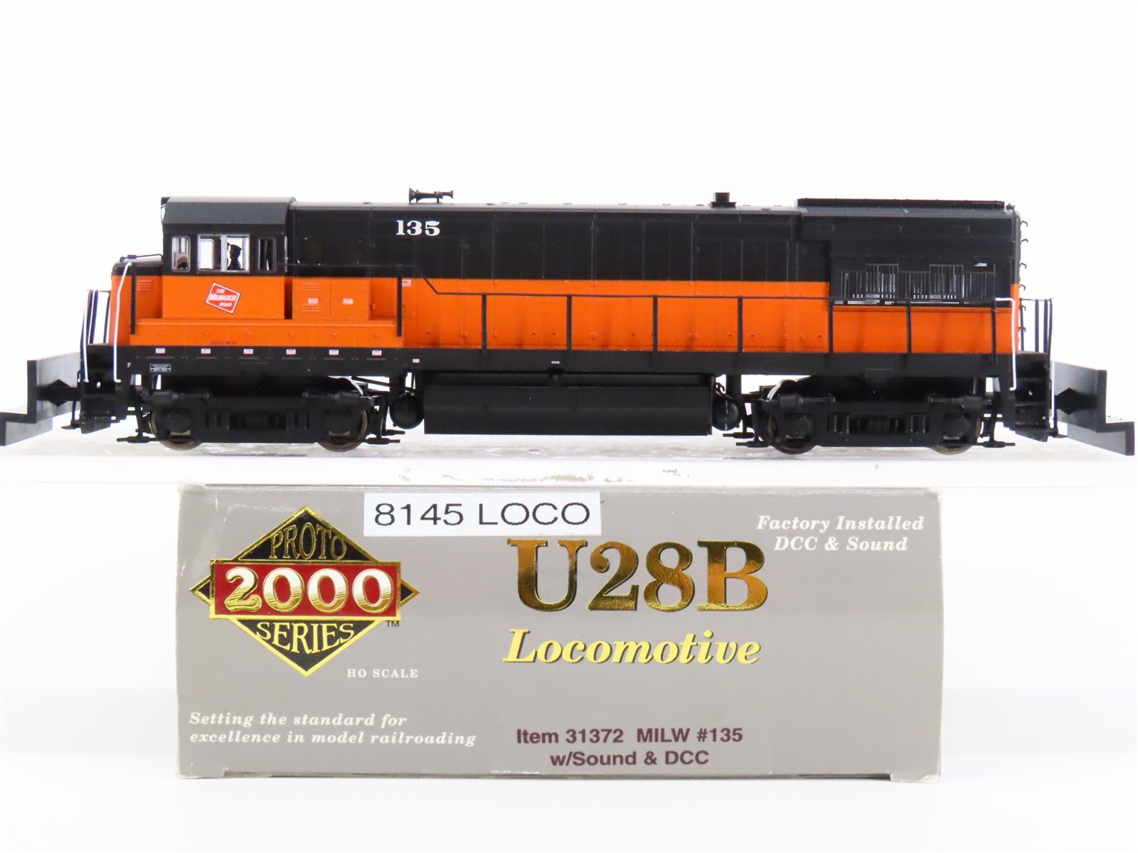 HO Scale Proto 2000 31372 MILW Milwaukee Road GE U28B Diesel #135 w/ DCC & Sound