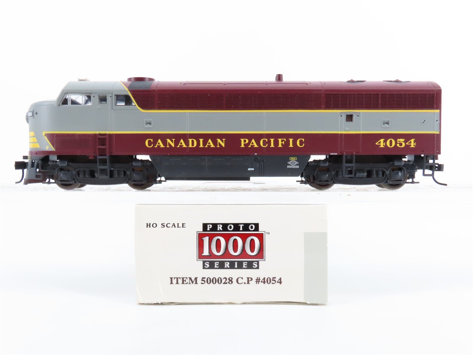 HO Scale Proto 1000 500028 CP Canadian Pacific C-Liner A-Unit Diesel #4054