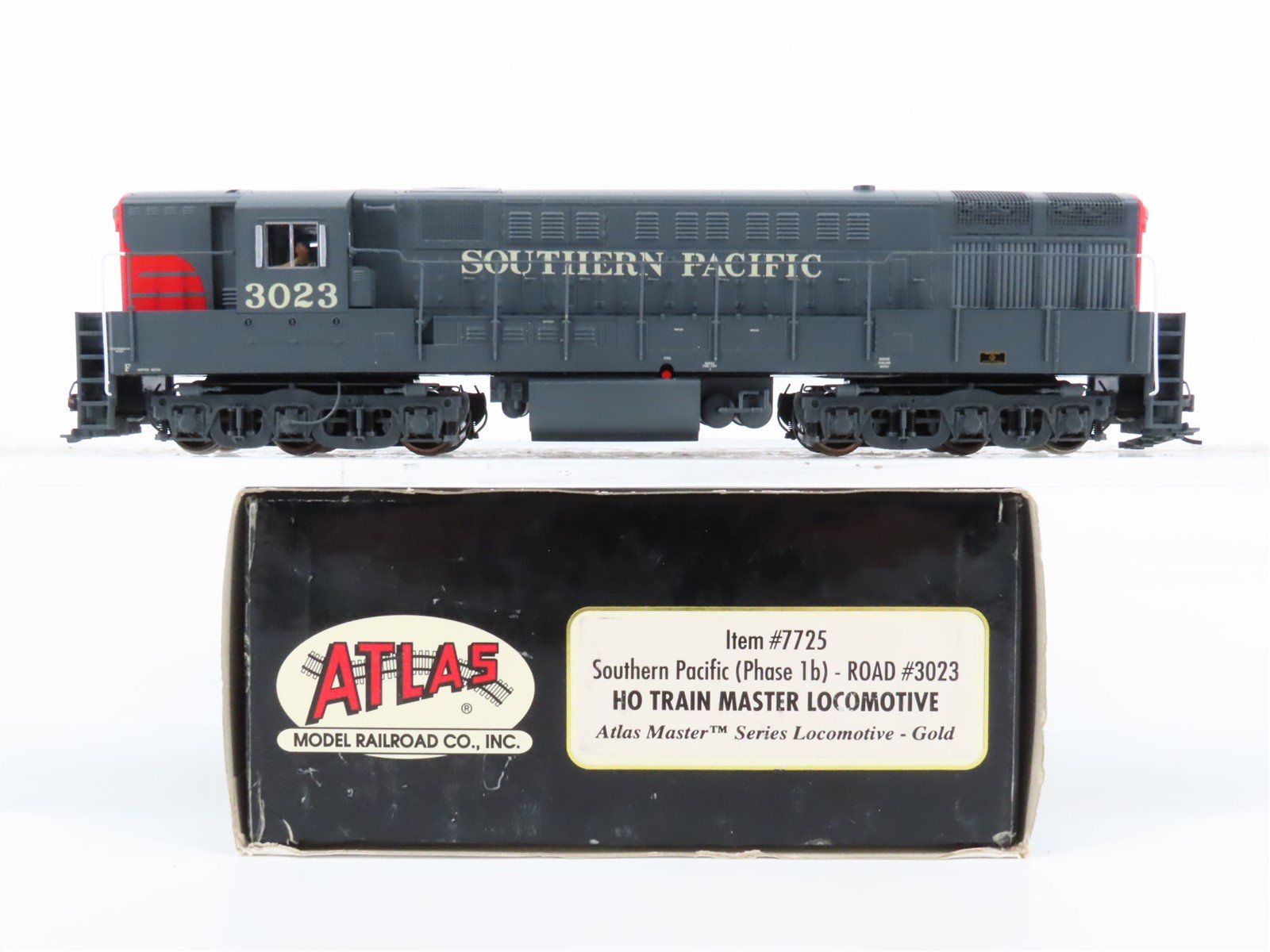 HO Atlas Master Gold 7725 SP Railway H24-66 Trainmaster Diesel #3023 w/ DCC