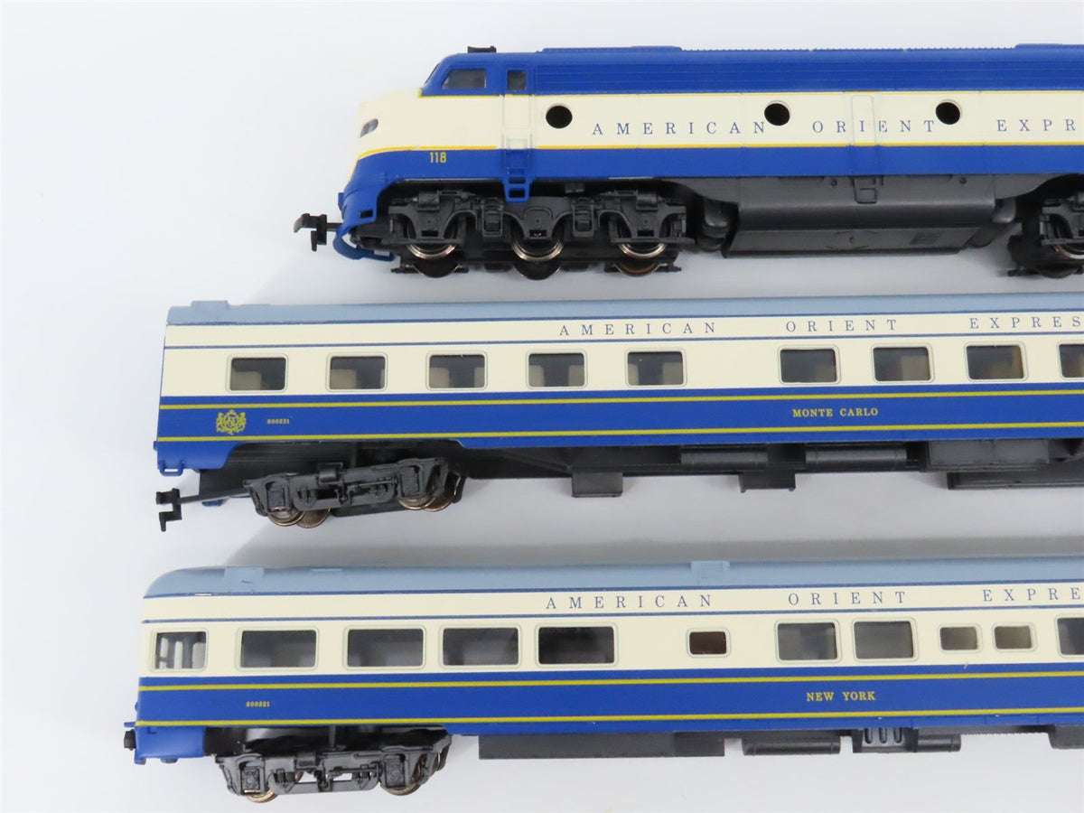 HO Scale Rivarossi 0824 American Orient Express E8A/A Diesel Passenger Train Set