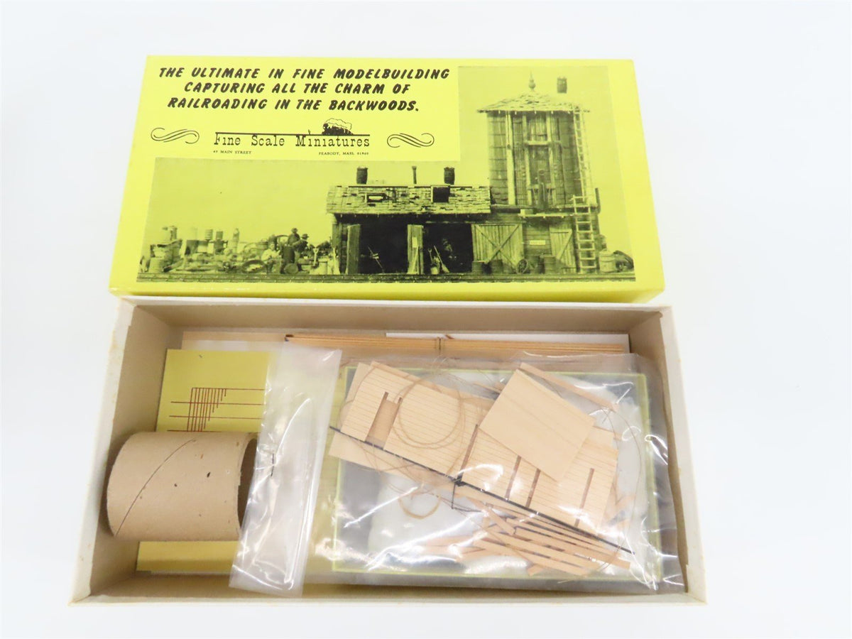 HO Scale Fine Scale Miniatures Kit #125 Water Tank &amp; Tool Shed