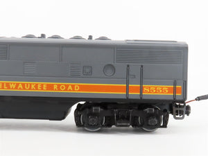 O Gauge 3-Rail Lionel MILW Milwaukee Road EMD F3A Diesel #8555 - Unpowered