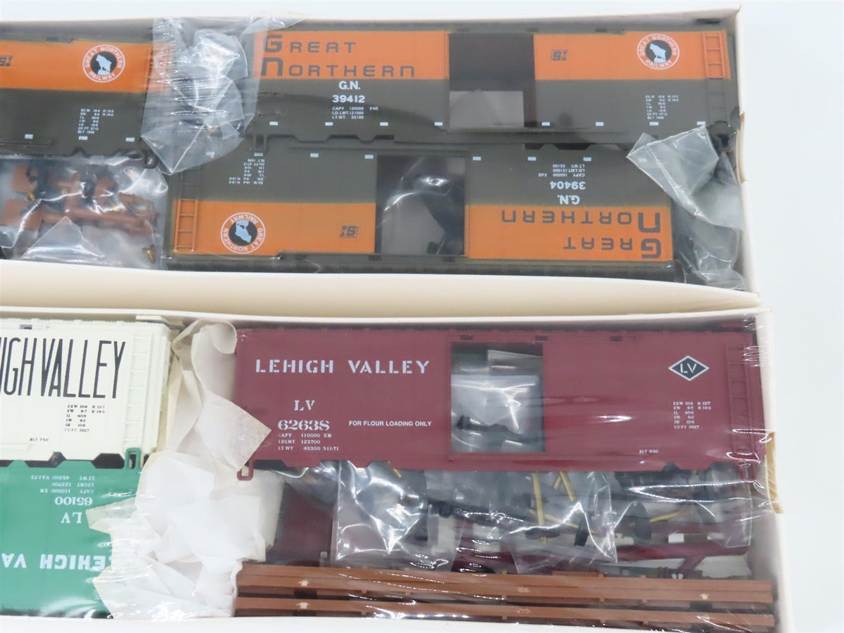 HO Scale LOT of 18 Walthers LV/GATX/GACX/SOVX/PRR/&amp; More Assorted Freight Kits