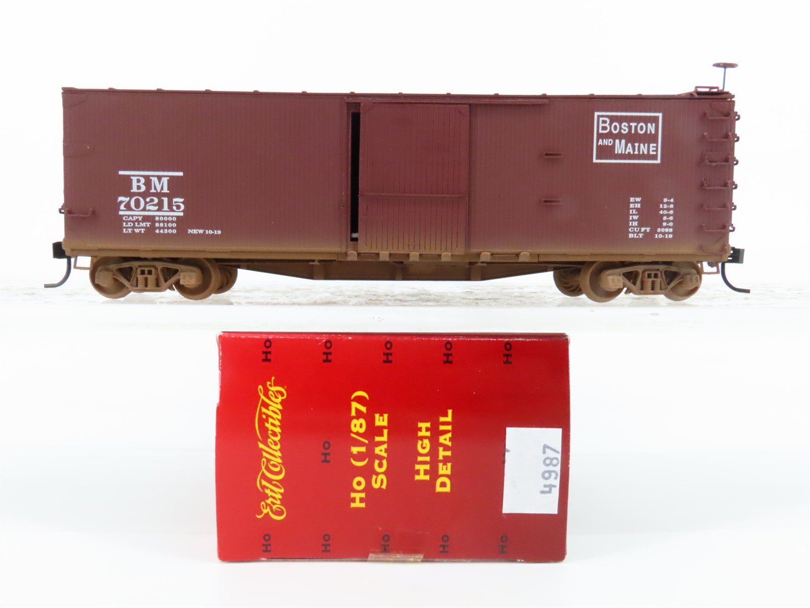 HO Scale Ertl 4987 BM Boston & Maine 50' USRA Double Sheathed Box Car #70215