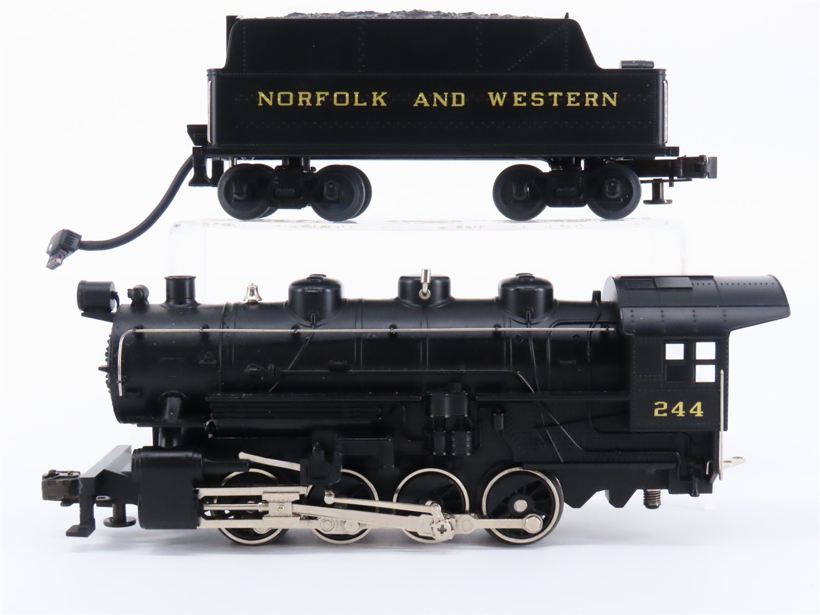 O Gauge 3-Rail MTH N&W Norfolk & Western 0-8-0 Steam Loco #244 Needs Battery