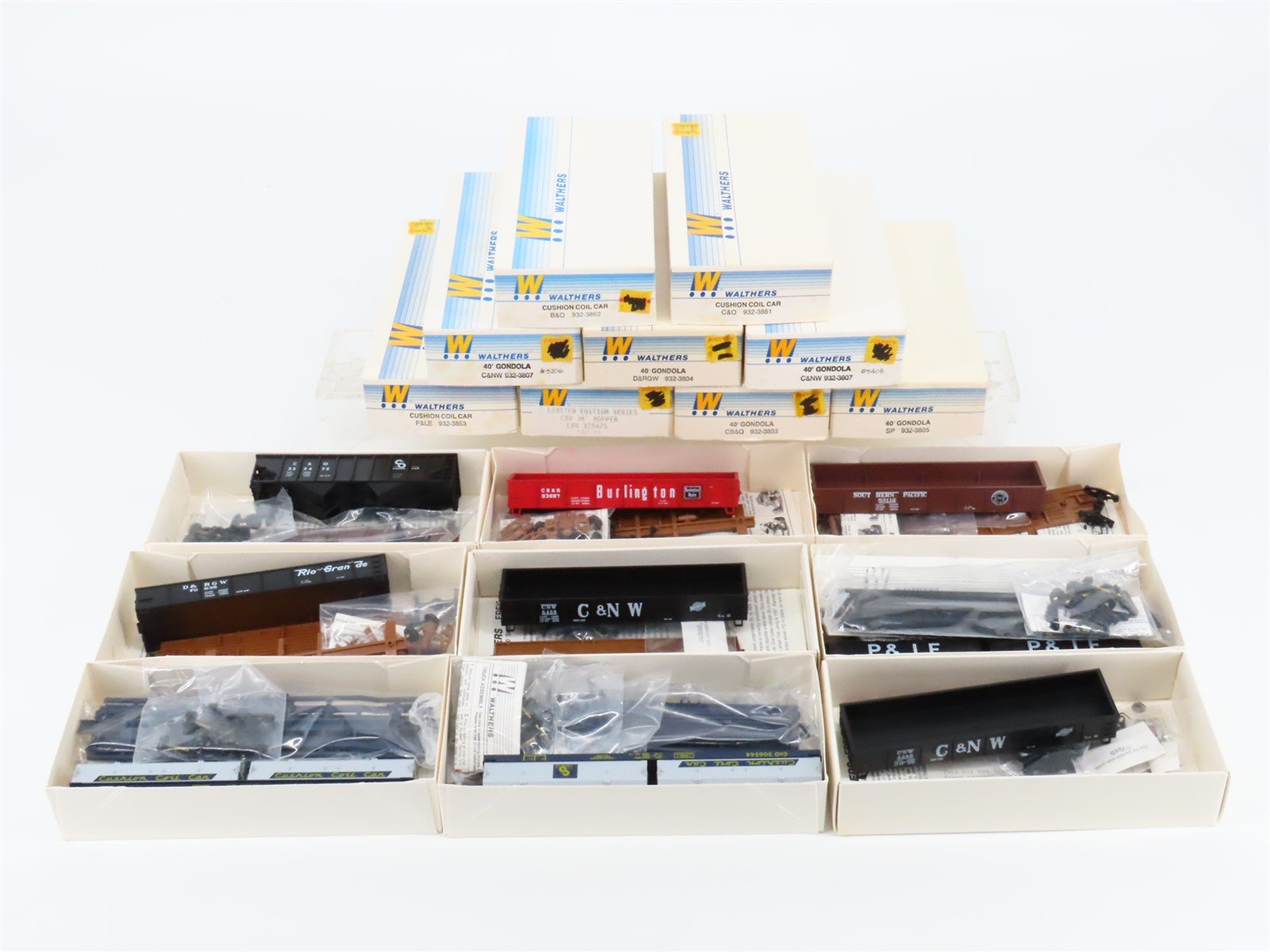 HO Scale LOT of 9 Walthers CB&Q/C&NW/B&O/D&RGW/& More Assorted Freight Car Kits