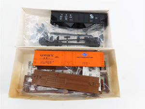 HO Scale LOT of 13 Walthers TP&W/RDG/GN/CP/C&O/& More Assorted Freight Car Kits