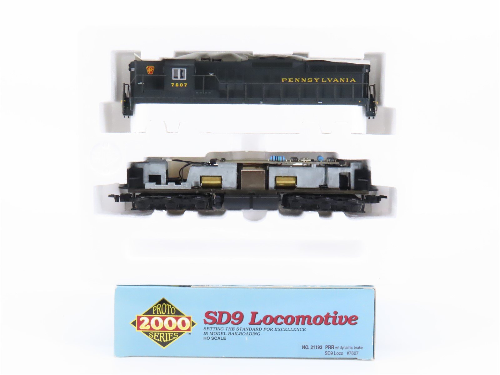 HO Scale Proto 2000 21193 PRR Pennsylvania EMD SD9 Diesel #7607 - DCC Ready