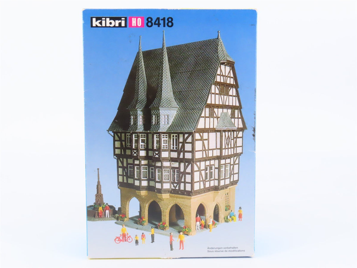 HO 1/87 Scale Kibri Kit #8418 City Hall &amp; Fountain