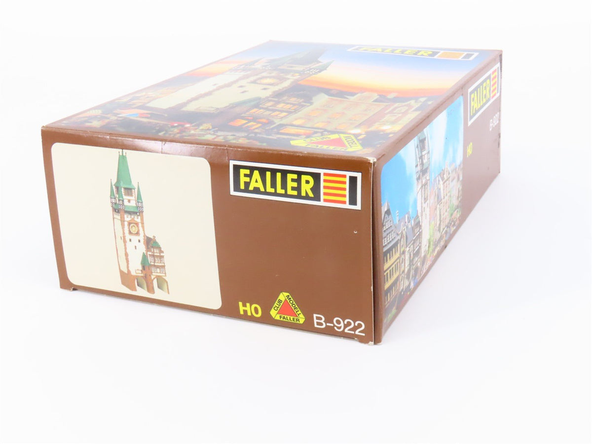 HO 1/87 Scale FALLER Kit #B-922 &quot;St. Martin&#39;s Gate at Freiberg, Breisgau&quot;