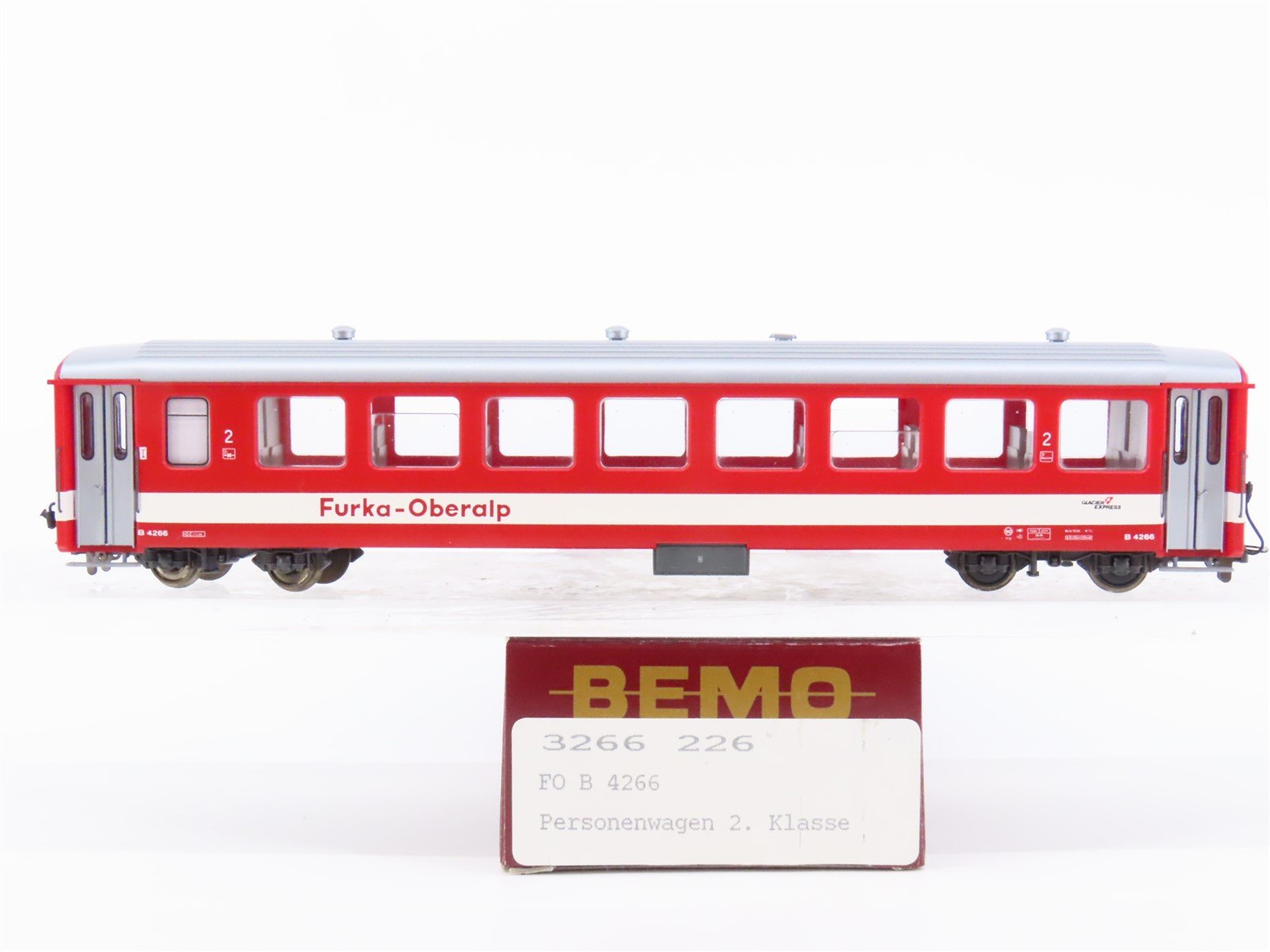 HOm Scale BEMO 3266 226 FO Furka-Oberalp 2nd Class Coach Passenger #4266