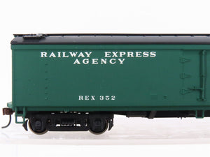 HO Scale Walthers 932-25471 REX Railway Express Agency Reefer #352 #406 2-Pack