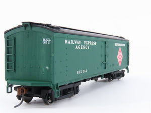 HO Scale Walthers 932-25471 REX Railway Express Agency Reefer #352 #406 2-Pack