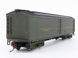 HO Scale Walthers 932-25487 PFE Pacific Fruit Express Reefer #648 #510 2-Pack