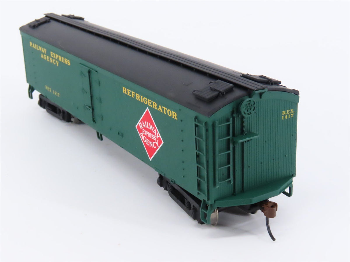 HO Scale Walthers 932-5480 REX Railway Express Agency Wood Reefer #1417