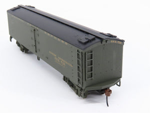 HO Scale Walthers 932-5472 PFE Pacific Fruit Express Wood Reefer #726