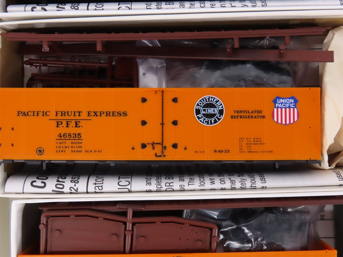 LOT of 9 HO Scale Freight InterMountain WFE/PFE/ART/SHPX Reefer &amp; Tank Car Kits