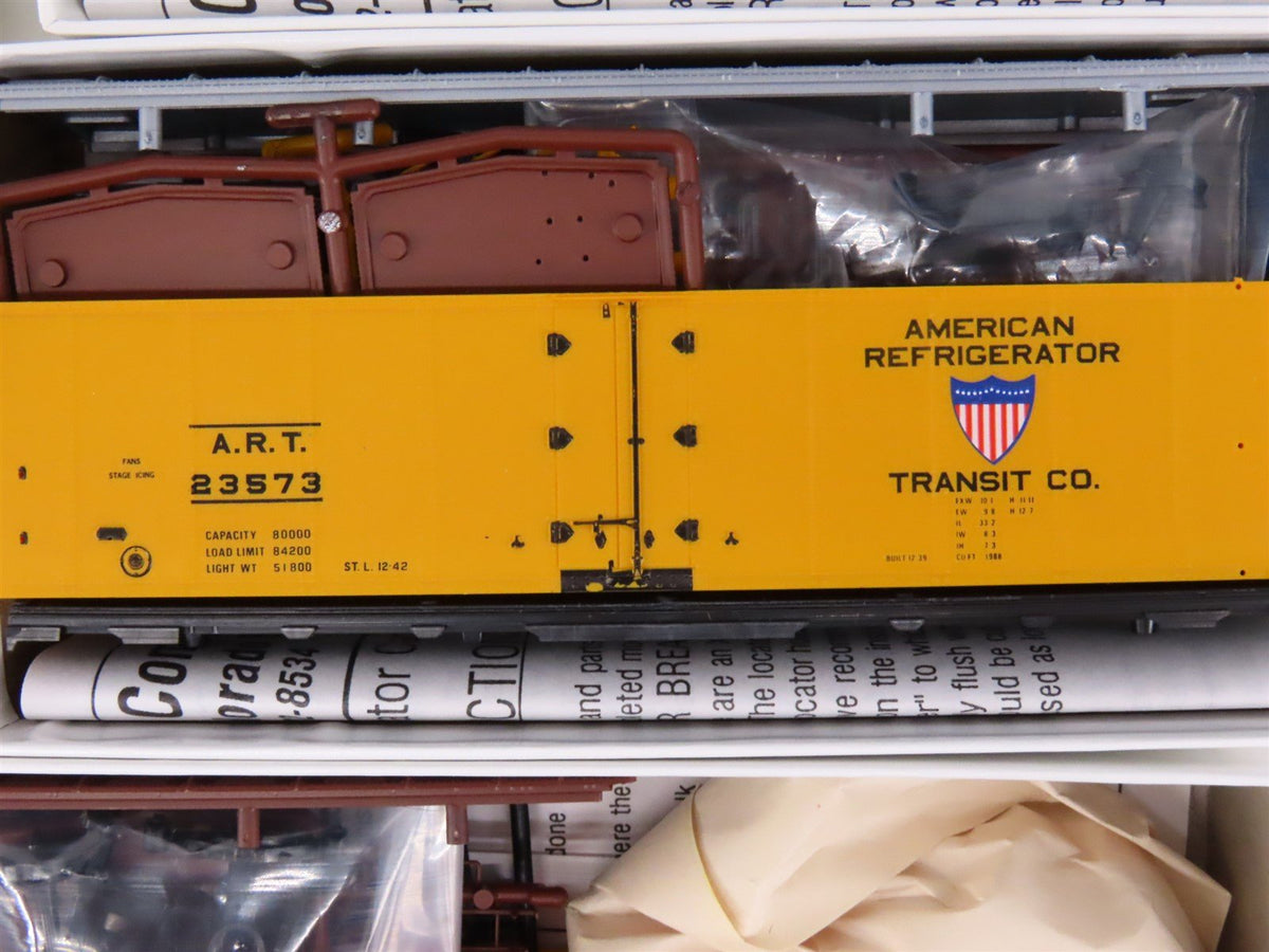 LOT of 9 HO Scale Freight InterMountain WFE/PFE/ART/SHPX Reefer &amp; Tank Car Kits