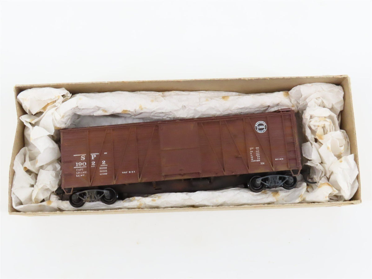 Lot of 10 HO Scale Accurail Kits SP Southern Pacific 2-Bay Hoppers &amp; Box Cars