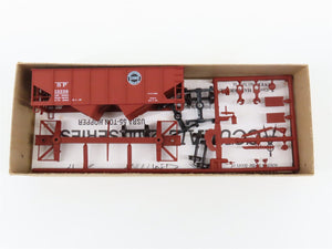 Lot of 10 HO Scale Accurail Kits SP Southern Pacific 2-Bay Hoppers & Box Cars