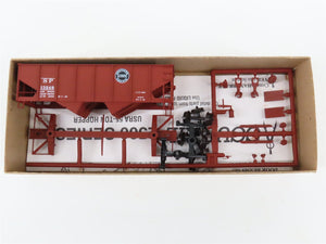 Lot of 10 HO Scale Accurail Kits SP Southern Pacific 2-Bay Hoppers & Box Cars