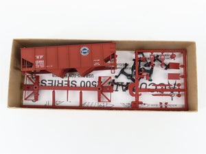 Lot of 10 HO Scale Accurail Kits SP Southern Pacific 2-Bay Hoppers & Box Cars