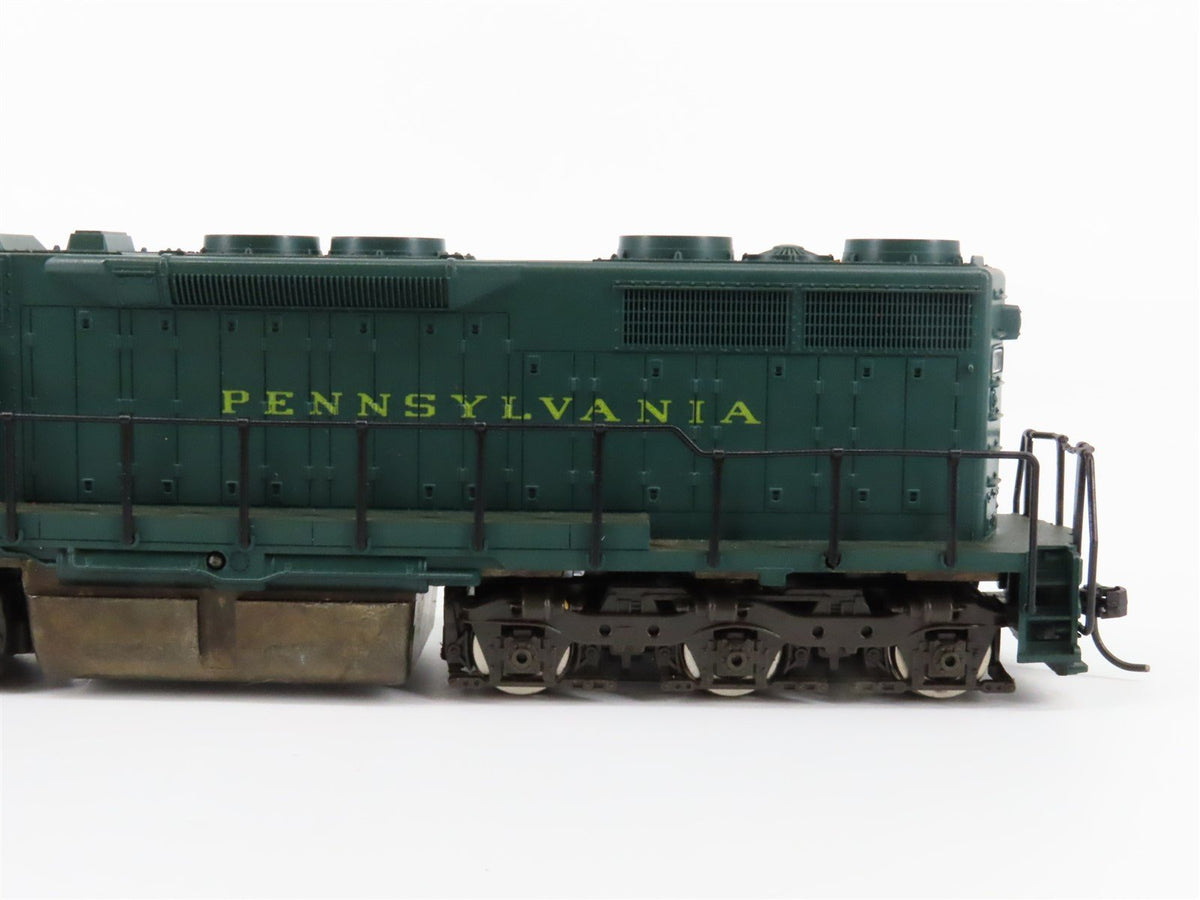 HO Scale Atlas 7012 PRR Pennsylvania EMD SD35 Diesel Locomotive #6039