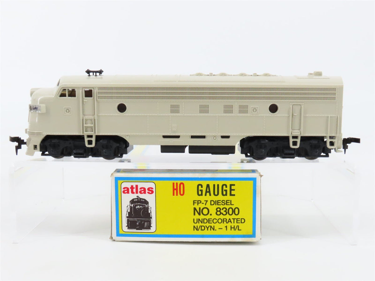 HO Scale Atlas 8300 Undecorated EMD FP7 Diesel Locomotive