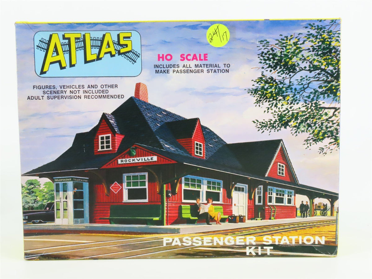 LOT of 7 HO Atlas Kits Lumber Yard, Passenger Station &amp; Telephone Pole Packs