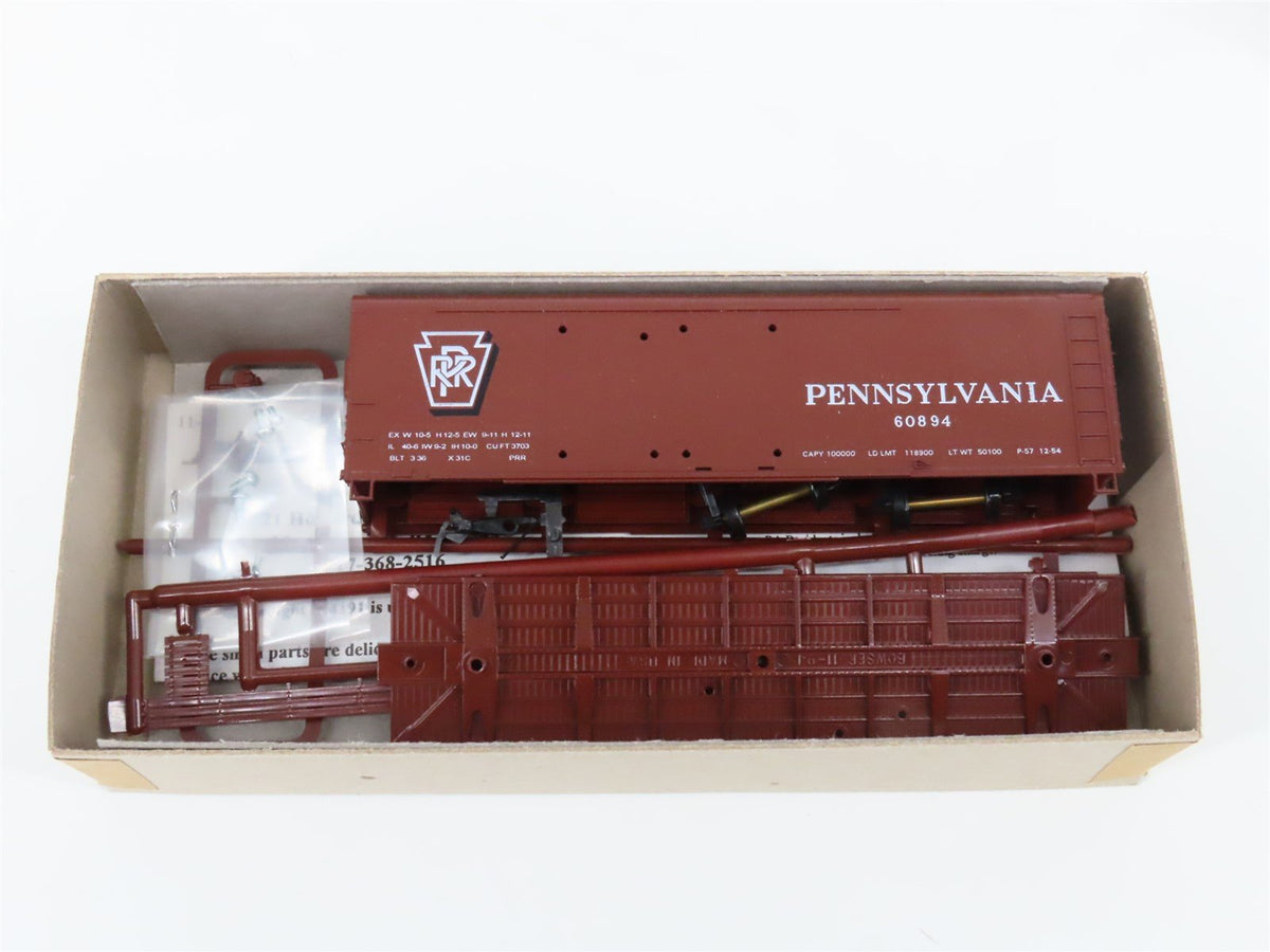 Lot of 12 HO Scale Bowser Kits PRR Pennsylvania 40&#39; Double Door Box Cars