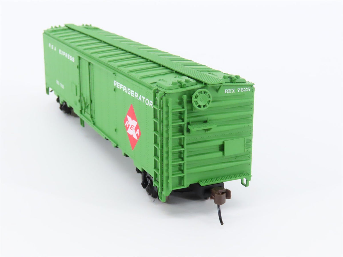 HO Scale Walthers 932-6243 REX Railway Express Agency 50&#39; Reefer #7625