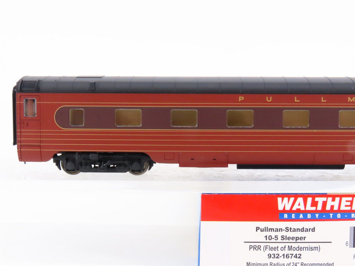 HO Scale Walthers 932-16742 PRR Pennsylvania Modernism Pullman Sleeper Passenger