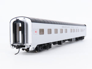 HO Scale Walthers 932-16844 SCL Seaboard Coast Line Sleeper Passenger Car