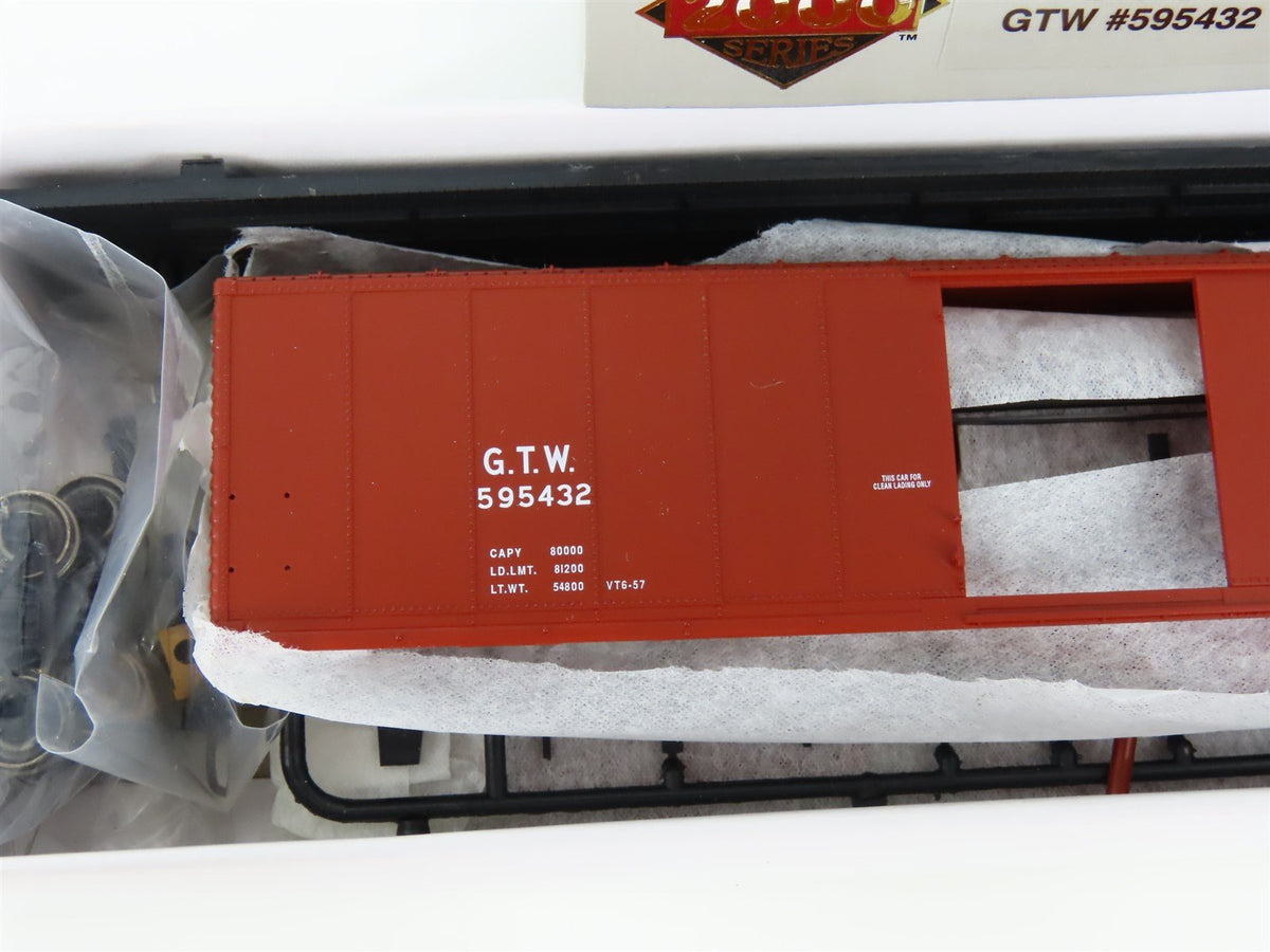 HO Scale PROTO 2000 Kit #21972 GTW Grand Trunk Western 50&#39; Box Car #595432