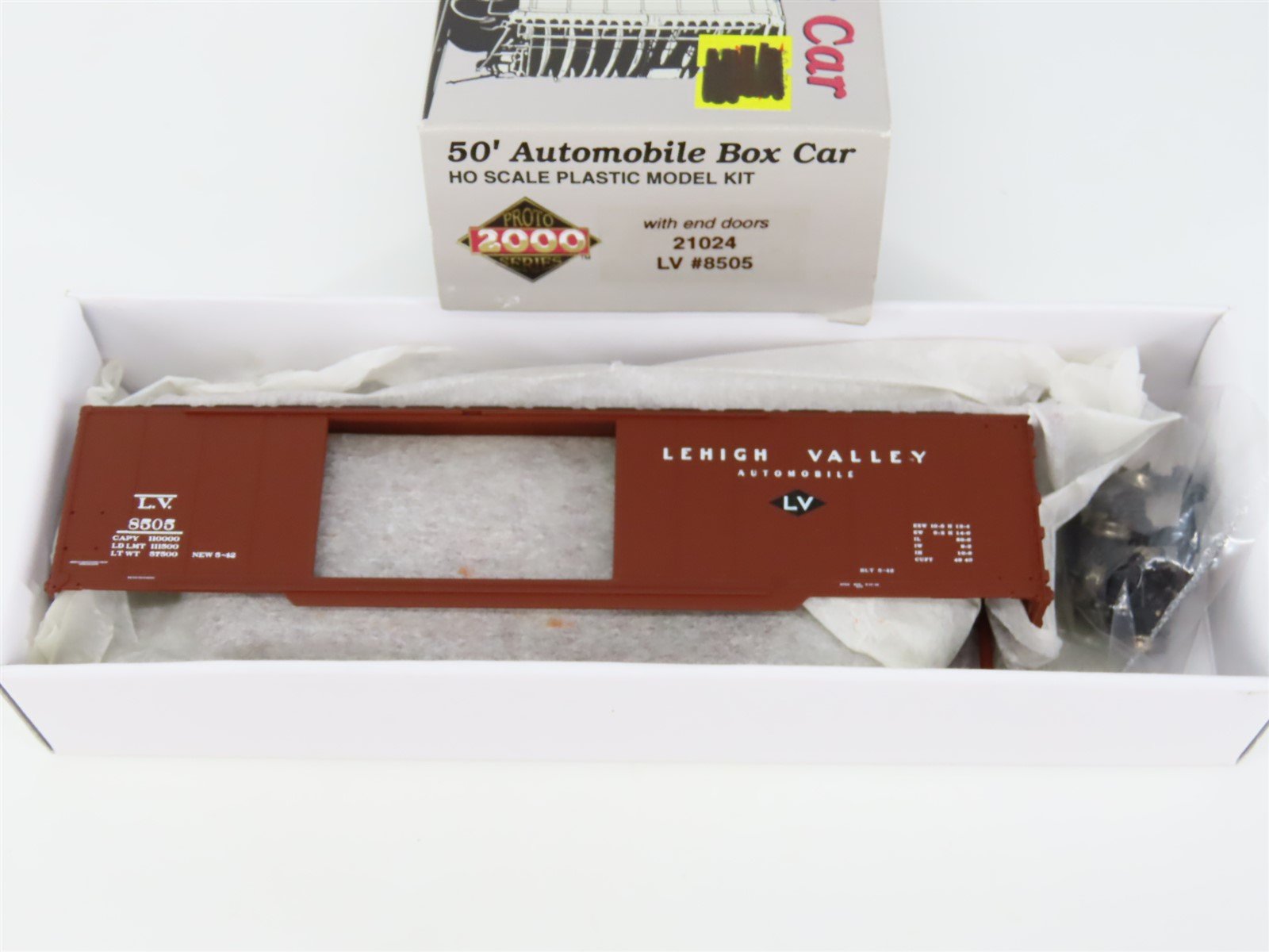 HO Scale PROTO 2000 Kit LV Lehigh Valley Railroad 50' Automobile Box Car #8505