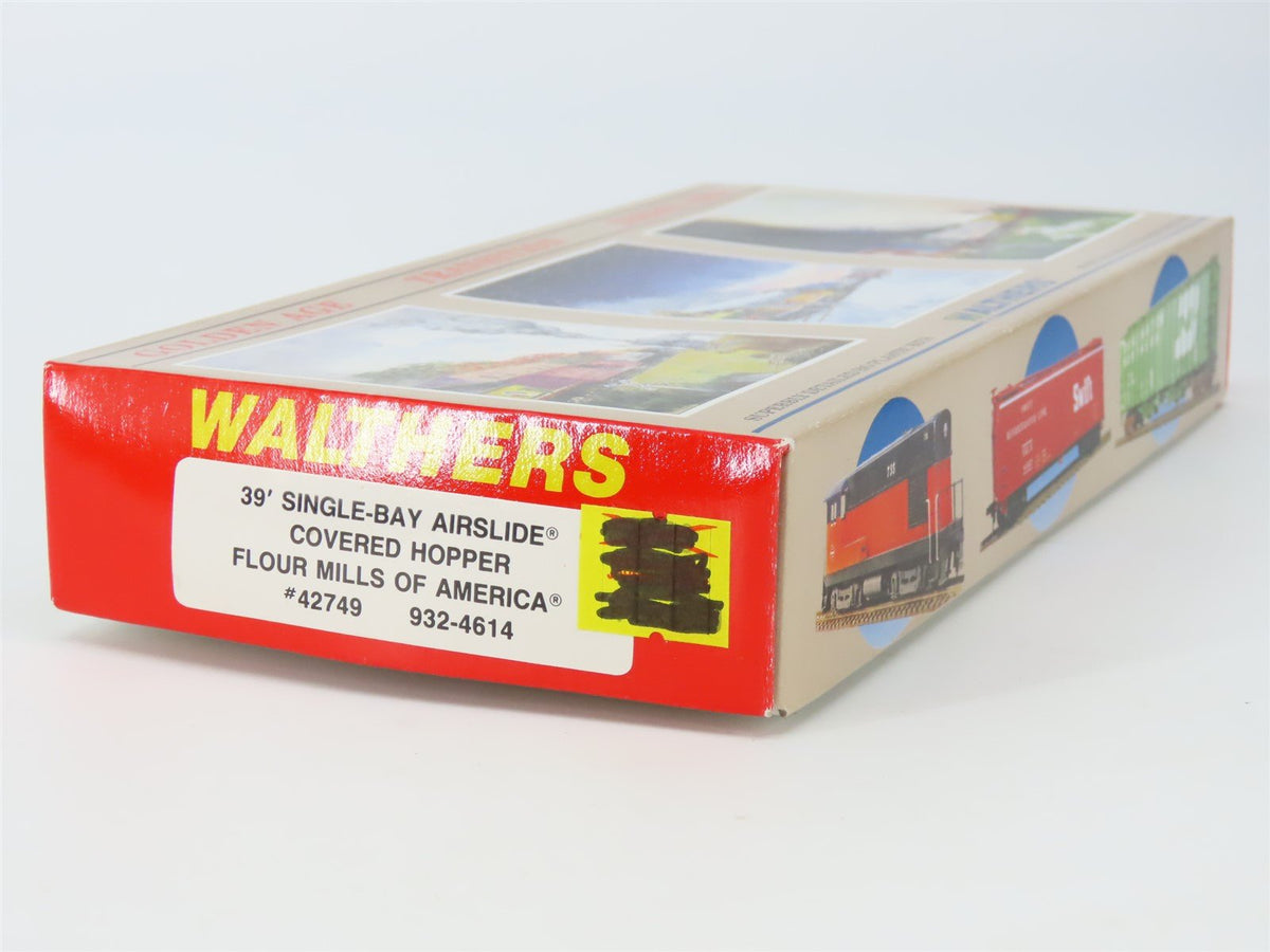 HO Scale Walthers 932-4614 GACX Flour Mills of America 39&#39; Hopper #42749 Kit